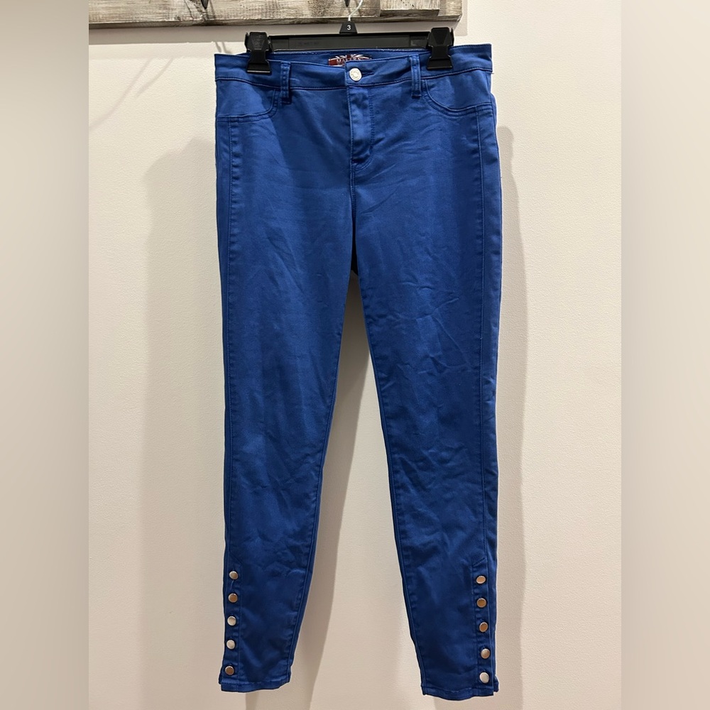 Button Up Ankle Skinny Jeans